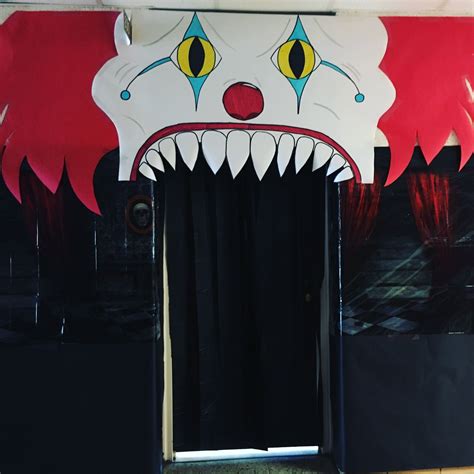 Halloween Door Decoration For School Creepy Scary Clown I Love It