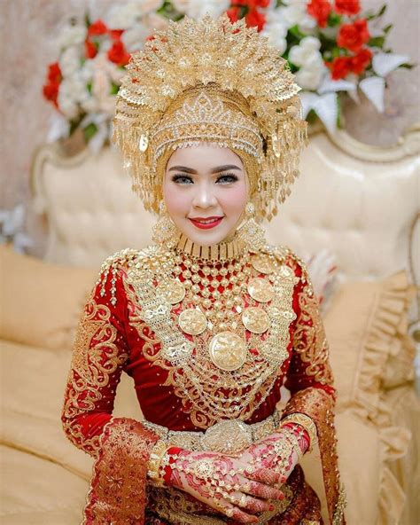 Pin Oleh Nadia Di Traditional Wedding Dresses Ideas Pengantin Wanita