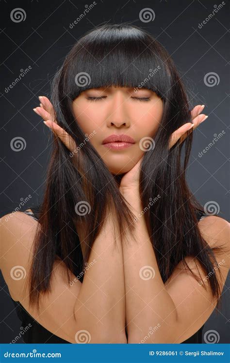 Beauty Shot Of A Beautiful Elegant Asian Woman Stock Image Image 9286061