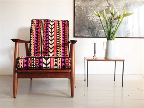 PRINTED VINTAGE LOUNGE CHAIR | Vintage lounge chair, Furniture