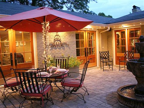 Cozy Intimate Courtyards Outdoor Spaces Patio Ideas
