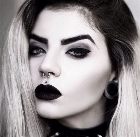 Loving This Heavy Goth Makeup Goth Makeup Sexy Makeup Beautiful Makeup