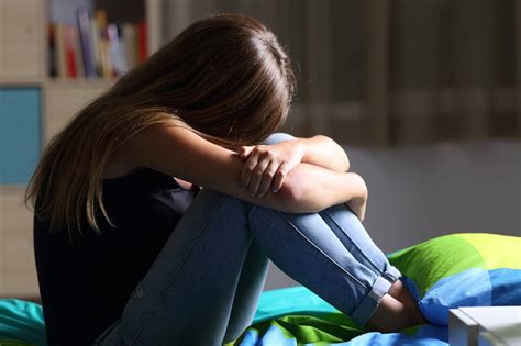 Violence Depression Unhealthy Habits Tied To Teen Asthma Rt