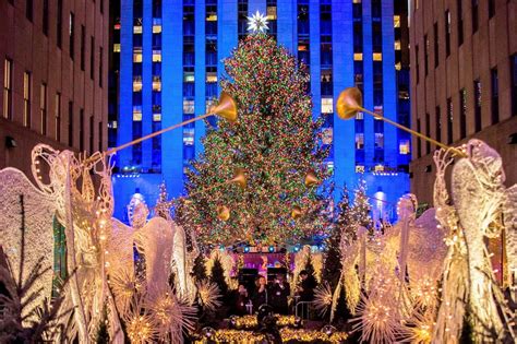 NYC Street Closures For Rockefeller Center Christmas Tree Lighting