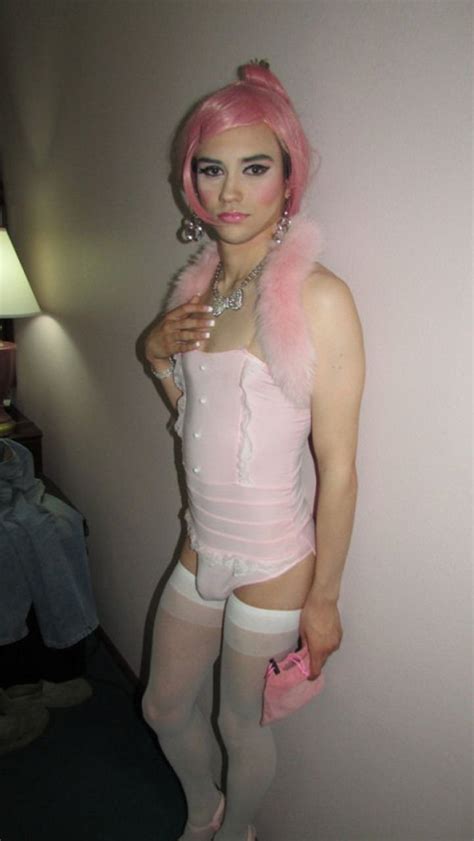 Lucylimpdick On Twitter Us Sissies Just Love Pink Sissy Faggot