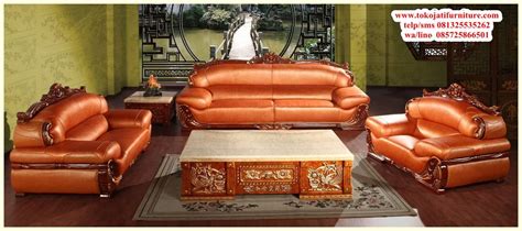 Harga satu unit sofa ini sekitar 800 ribu rupiah. Set Sofa Tamu Jati, desain sofa mewah, ahli kursi sofa ...