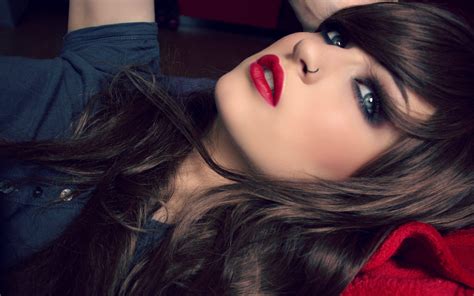 1920x1200 Women Lipstick Red Blue Face Brunette Long Hair Piercing Nose Rings Wallpaper