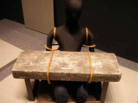 江戸の拷問「石抱き」 ケペル先生のブログ