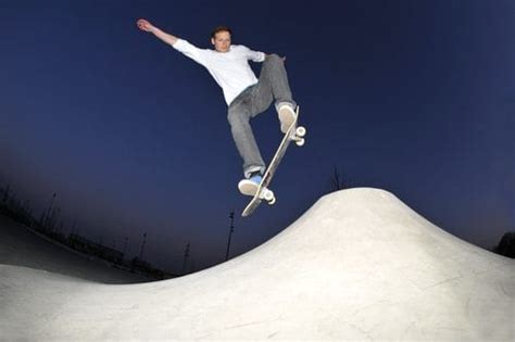 Los usuarios de kayak han encontrado habitaciones dobles cerca de hampden park por tan solo 27 € en los últimos 3 días. Baltimore Fishbowl | Pro Skater Tony Hawk Gives $25k to ...