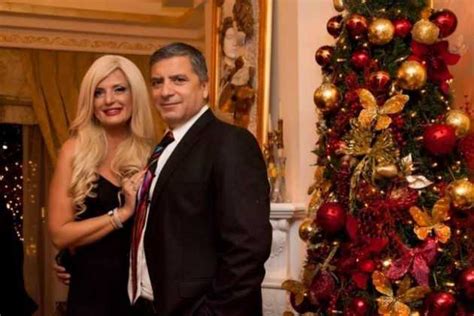 Τι ακριβώς είναι η υποψηφιότητα της μαρίνας πατούλη για τη δημαρχία αμαρουσίου κάνει μπαμπ από μακρυά: Χωρίζουν οι δρόμοι του Γιώργου και της Μαρίνας Πατούλη ...