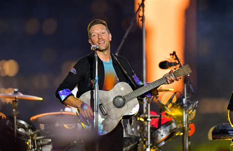 What Is Coldplay Singer Chris Martin S Net Worth Compared To His Bandmates