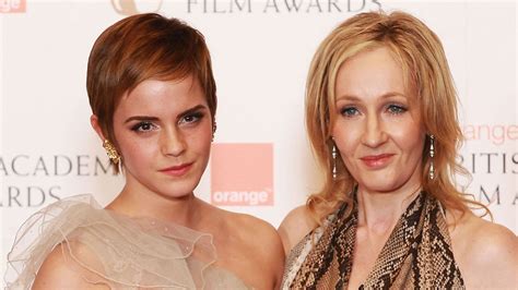 Harry Potter Fans Go Wild As Emma Watson Reunites With J K Rowling Hello