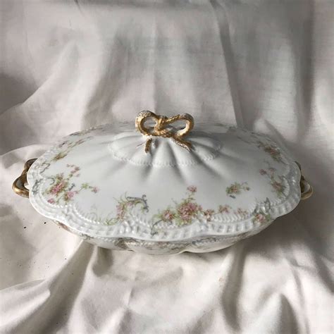 Find the perfect casserole dish stock photos and editorial news pictures from getty images. Antique Limoges Pink Floral Princess Covered Casserole ...
