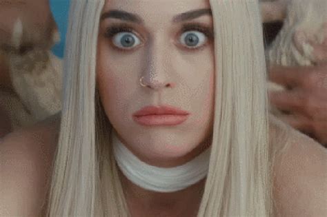 Bon Appétit Katy Perry Ficou Uma Hora Sem Se Mexer Em Clipe Capricho