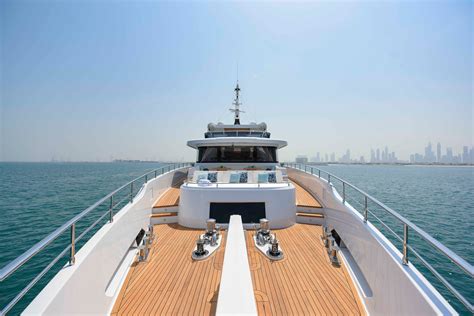 Majesty 120 Luxury Superyacht For Sale In The Uae Majesty Yachts
