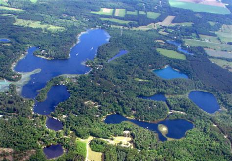 Our cabin needed vacuuming & wet mop of floors. Chain O' Lakes Area Info - Waupaca Smores Fun Campground