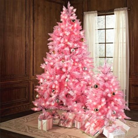 15 Cute And Beautiful Pink Christmas Tree Decorating Ideas