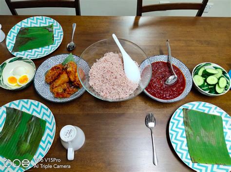 The ambiance of cameron strawberry residence is reflected in every guestroom. Jom Buat Nasi Lemak Strawberry Macam Dekat Cameron ...