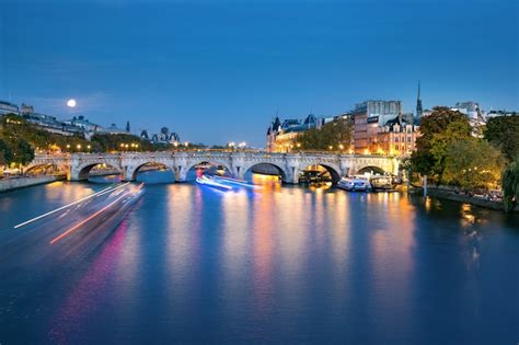 Premium Photo The Seine River In Paris At Night