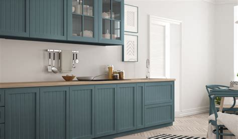 Transform your kitchen easily with 25 beautiful kitchen cabinet colors and favorite designer kitchen paint color combos from farmhouse to modern glam! What the Trending Kitchen Color Schemes for 2021 Say About the Year Ahead | Kauffman Kitchens