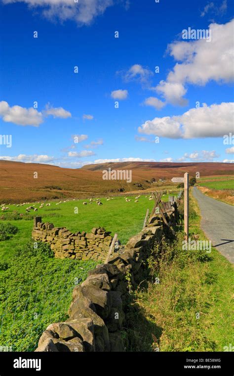 Moorland Sign Hi Res Stock Photography And Images Alamy