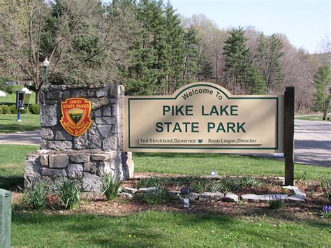 If you're staying at pike lake with a group, you can rent the one group cabin that can sleep up to 20 people and is equipped with similar amenities to the standard and family cottages. TC Sees America: Ohio/Pike Lake State Park