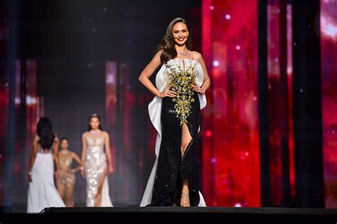 ฮอนด้าแสดงความยินดีกับแอนชิลี สาวงามผู้คว้ามงกุฏเวที Miss Universe Thailand 2021 เตรียมส่งมอบ