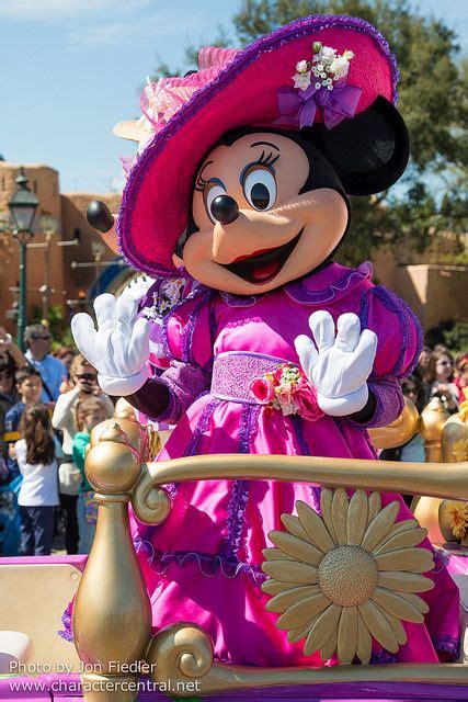 Dlp April 2014 Disneys Spring Promenade Minnie Mouse Disneyland