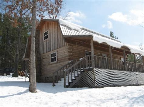 Vacation rentals from the simple to the stunning. The back side of the cabin in Jasper, Arkansas | Cabin ...