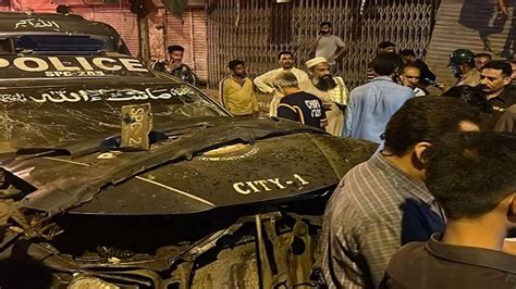 پاکستان، کراچی میں امام بارگاہ کے قریب دھماکہ، خاتون جاں بحق، 10 افراد زخمی Sahar Urdu