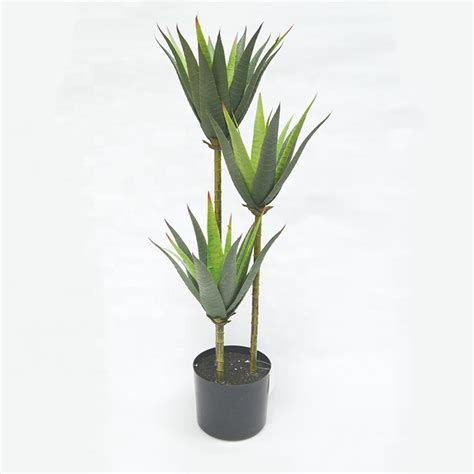 China Factory Price Indoor Decorative Tree Artificial Yucca Plant