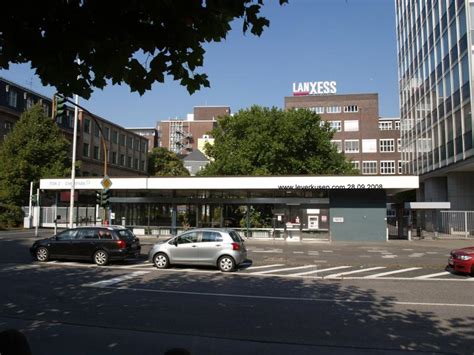 Anwohner sollen fenster und türen geschlossen halten. Leverkusen, Chempark