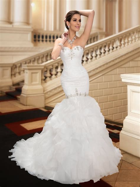 You'll find some dresses that begin in the price range of $500 to $999, ensuring you find a fabulous. Stunning dresses at prices we can't believe are real ...