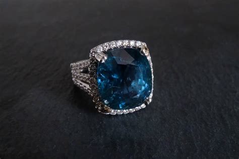 16ct Unheated Blue Green Sapphire Ring 18k Gem Gardener