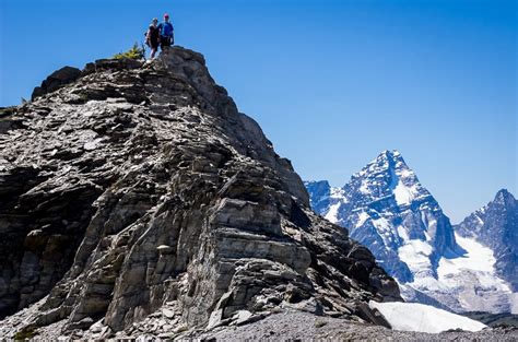 The world's tallest mountains are in central asia; An Unforgettable Weekend at Purcell Mountain Lodge in BC ...