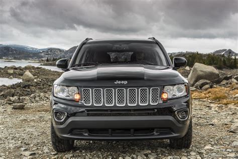 4 Accessories That Boost The Capability Of Your Jeep Compass Carfax