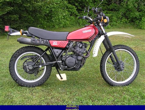 The yamaha xt 250 model is a enduro / offroad bike manufactured by yamaha. 1981 Yamaha XT 250 - Moto.ZombDrive.COM