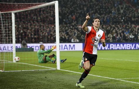 Check out his latest detailed stats including goals, assists, strengths & weaknesses and match ratings. Steven Berghuis speelt ook komend seizoen bij Feyenoord ...