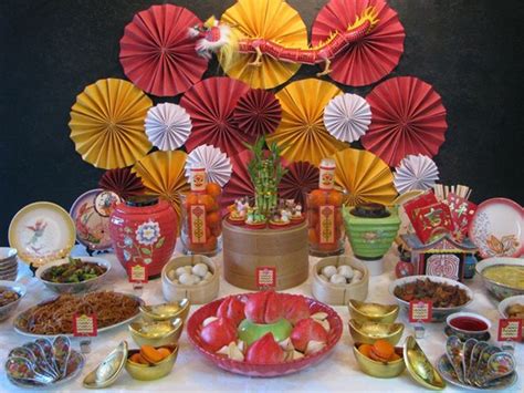 Decorate with the color red. 15 Awesome Chinese New Year Party Ideas | HomeMydesign