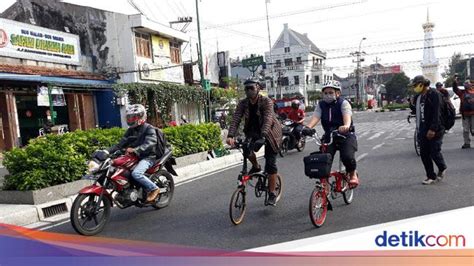 Selebgram abdul kadir (ak) ditangkap. Anggota Dewan, Artis Hingga Selebgram Promosi Yogya Lewat ...