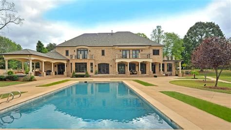 Quiet neighborhood in winston salem, room all furnished with tv there's another roomie so you'll have to share the bathroom. $2.5 Million Brick Mansion In Winston Salem, NC | Homes of ...