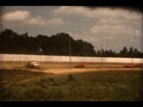 Classic Old Car Sportsman/Modified Race from the 1950s in ...