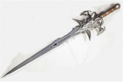Frostmourne Style Foam Larp Sword £2999 Dragon Reborn