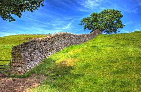 An Insight Into The History Craft And Splendour Of Dry Stone Walls By