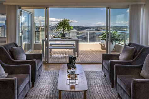 This lakefront bedroom bath condo is conveniently located off aurora ave n floor to ceiling windows allow an abundance of natural light to shine in enjoy the. Panorama Apartments - Seattle, WA | Apartment Finder