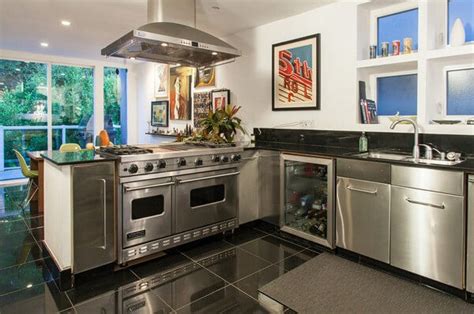 Laminate flooring is a synthetic product that's much more affordable than hardwood flooring, so it was. 30 Kitchen Floor Tile Ideas, Designs and Inspiration 2016 ...