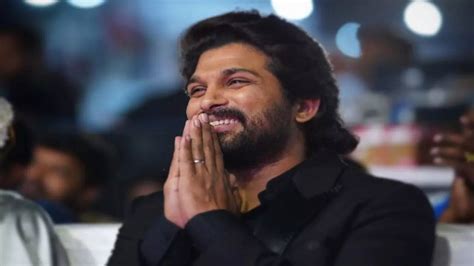 Pushpa Pushpa The Rise Star Allu Arjun Offered Rs 100 Crore To Work