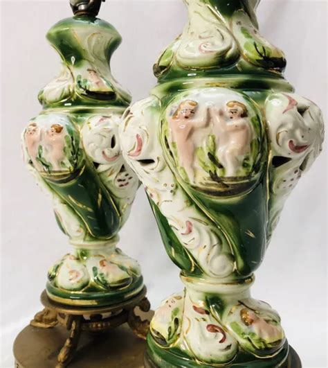 CAPODIMONTE ITALY ANTIQUE Porcelain Cherub Table Lamp Floral Swirl