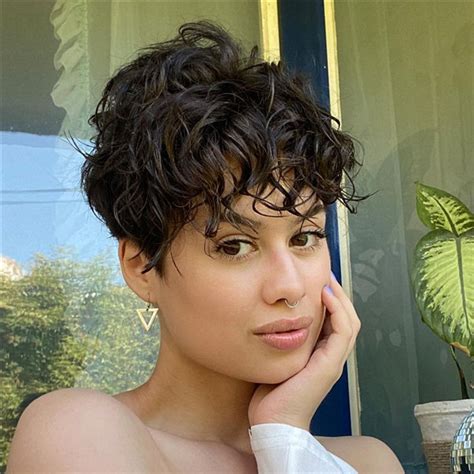 Wavy And Curly Pixie Cut Ideas That Make You Say Wow Lead Hairstyles