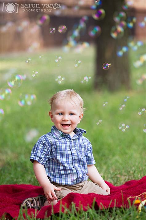 Sneak Peek One Year Old Birthday Photo Session With Bubbles